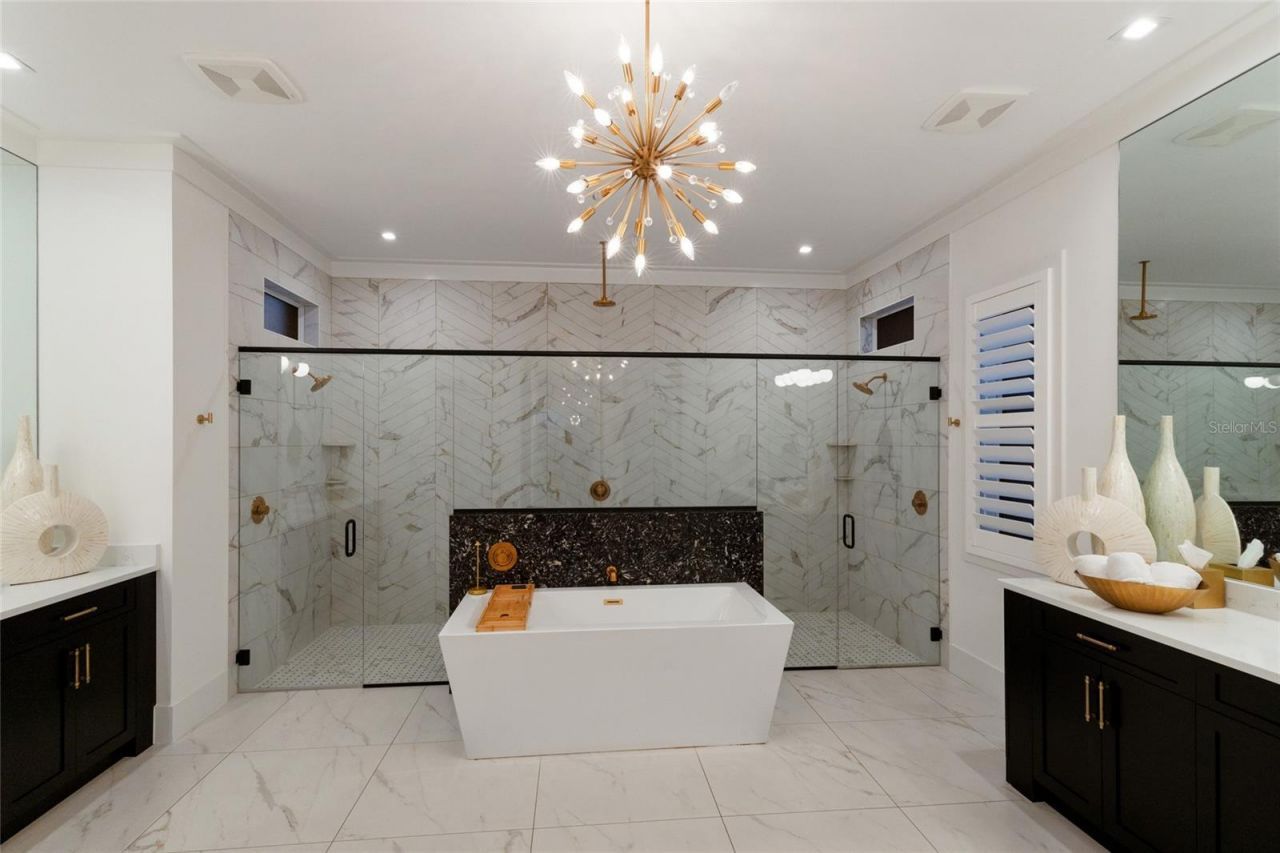 8428 Lindrick Lane, Bradenton, FL 34202 Photo