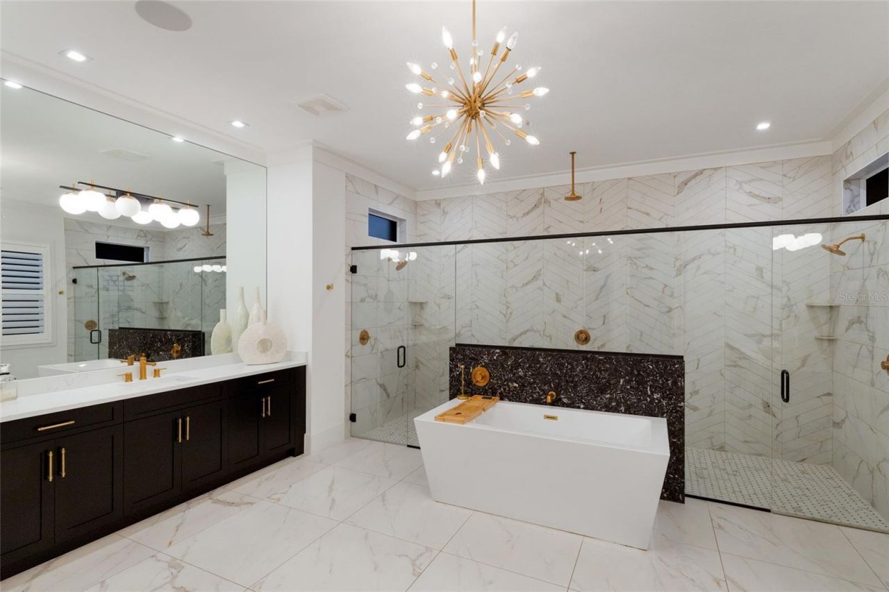 8428 Lindrick Lane, Bradenton, FL 34202 Photo