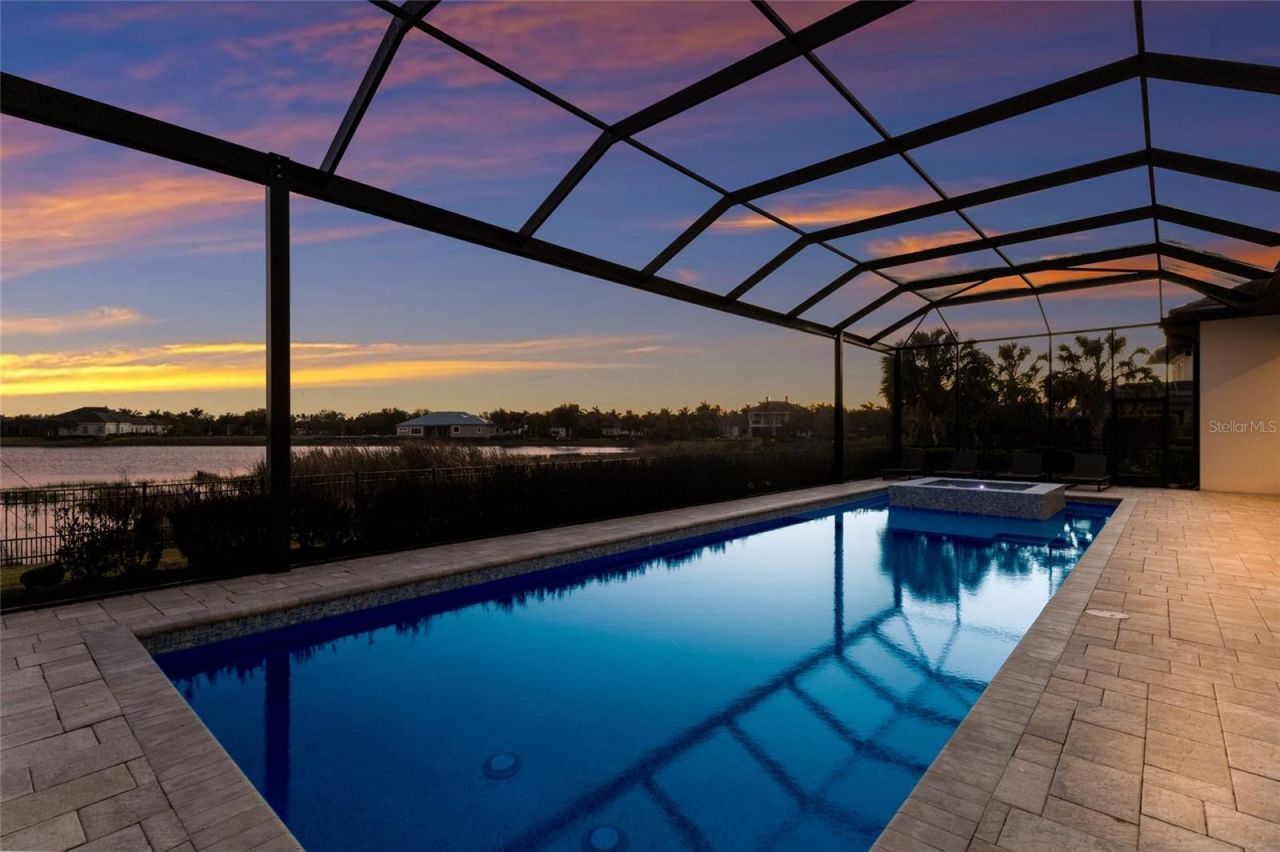 8428 Lindrick Lane, Bradenton, FL 34202 Photo