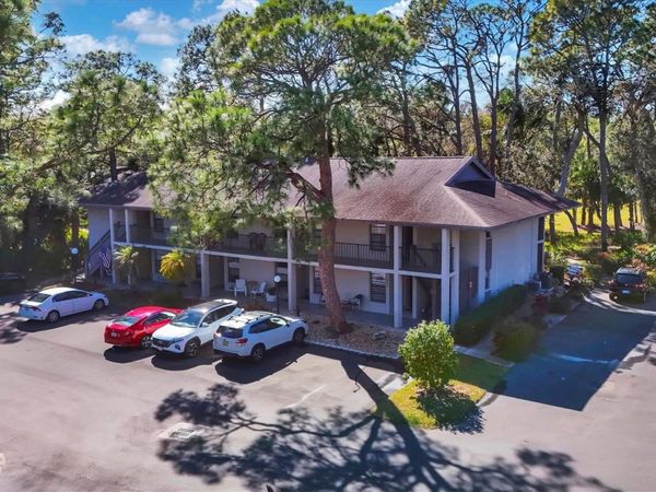 3041 QUAIL HOLLOW , Unit 27, SARASOTA, FL 34235