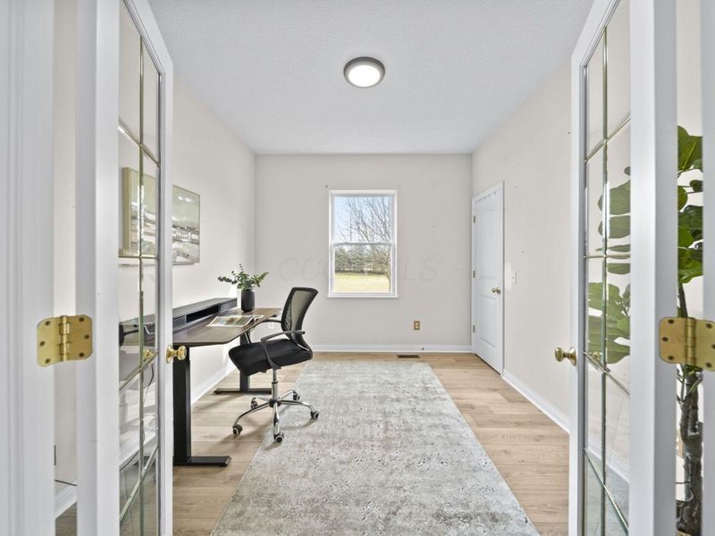 5843 Tully Cross Drive, Galloway, OH 43119 Photo 16