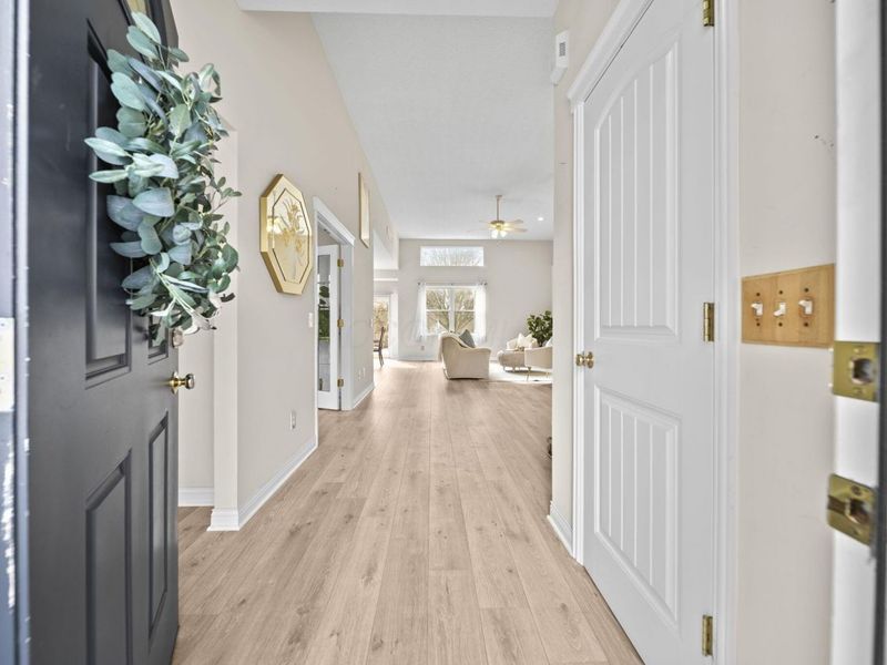 5843 Tully Cross Drive, Galloway, OH 43119 Photo 3