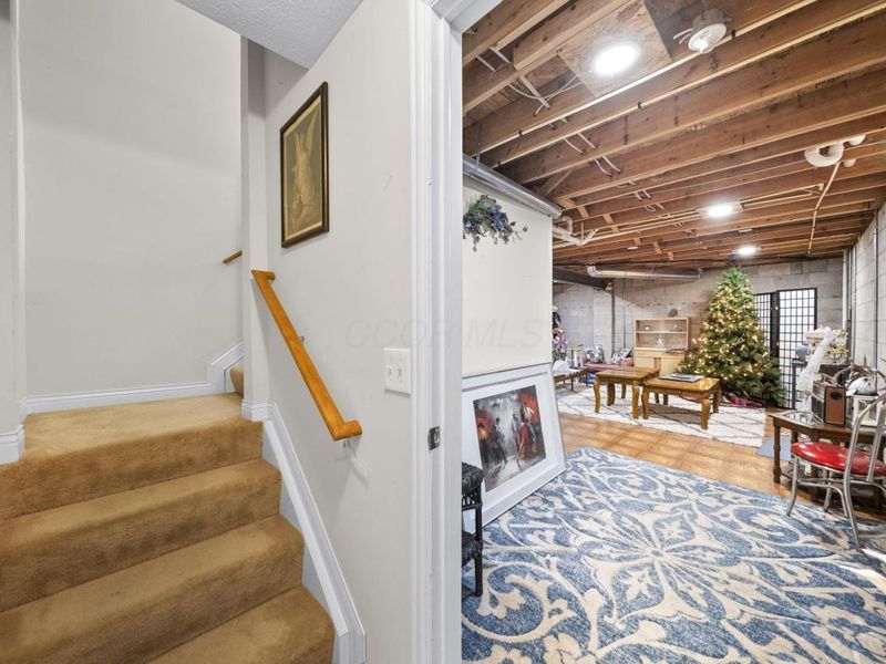 5843 Tully Cross Drive, Galloway, OH 43119 Photo 32