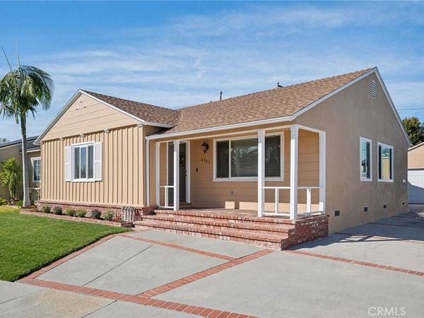 2523 Eckleson, Lakewood, CA 90712