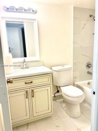 6070 NW 64th Ave , Unit 103, Tamarac, FL 33319 Photo