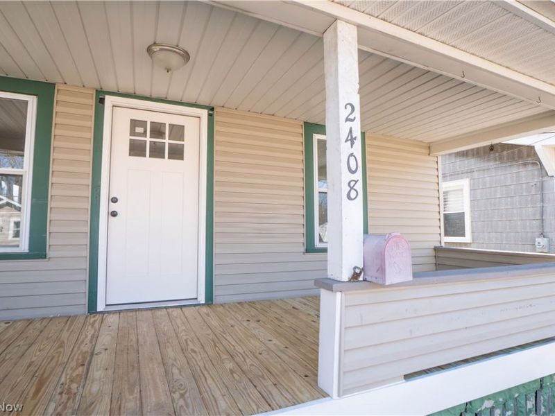 2408 21st Street NE, Canton, OH 44705 Photo 2
