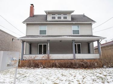 131 Poland Avenue, Struthers, OH 44471