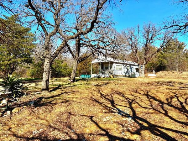 454 Bear Ridge Road , Bowie, TX 76230
