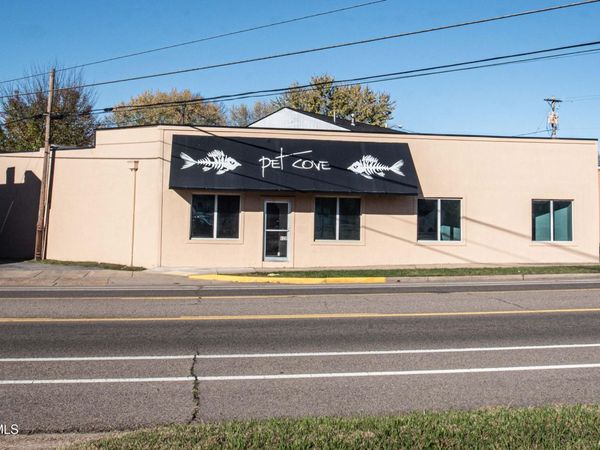 820 East Center Street, Kingsport, TN 37660