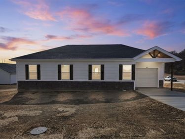 110 Ashkirk Lane , Glasgow, KY 42141