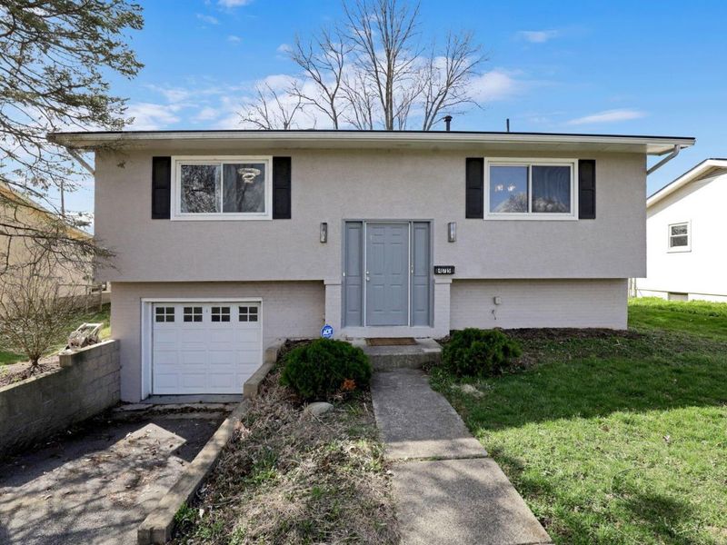 475 Denwood Court, Columbus, OH 43230 Photo 2