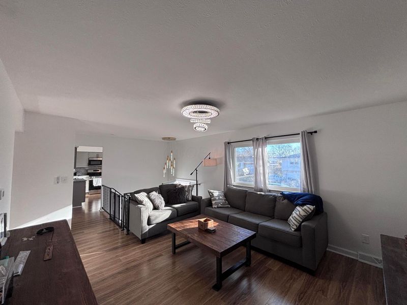 475 Denwood Court, Columbus, OH 43230 Photo 5