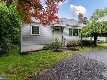 1724 E BRANCH ROAD, STATE COLLEGE, PA 16801