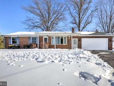 720 S COCALICO ROAD , DENVER, PA 17517