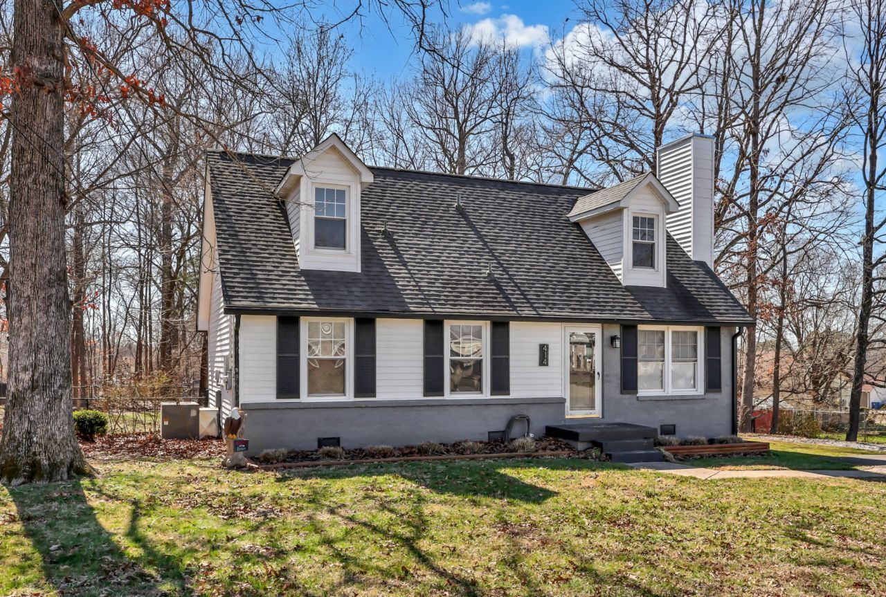 414 Newman Dr, Clarksville, TN 37042 Main Photo