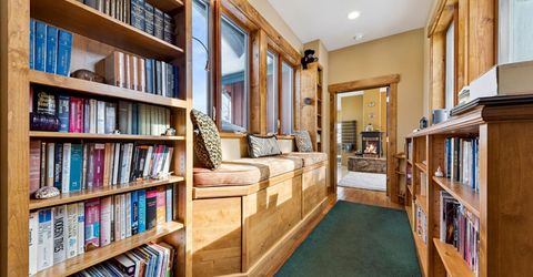 2361 Tolteca Court, South Lake Tahoe, CA 96150 Photo