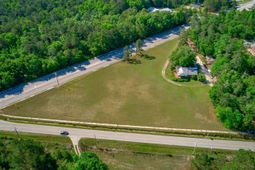 6505 N Main  photo 4