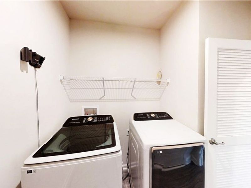 1240 Fountain View Street NE, Canton, OH 44721 Photo 9