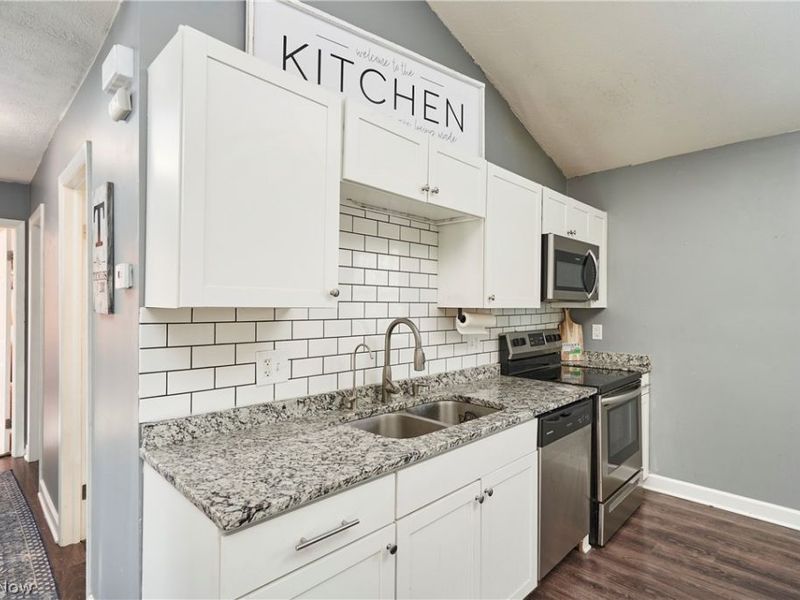 420 Tammery Drive, Tallmadge, OH 44278 Photo 10