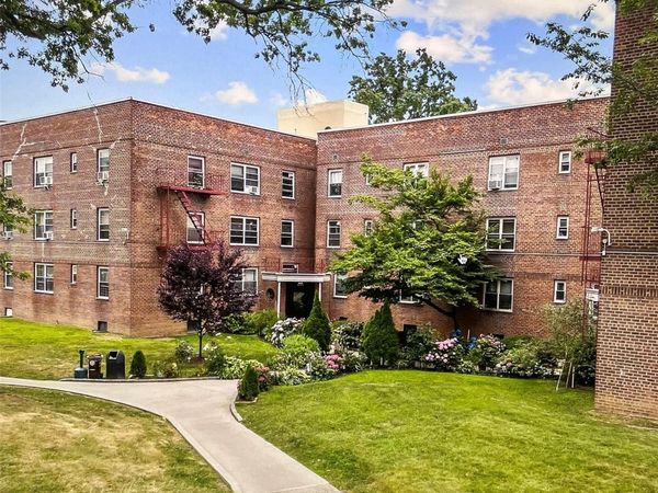 147-35 38th Avenue , Unit B14, Flushing, NY 11354