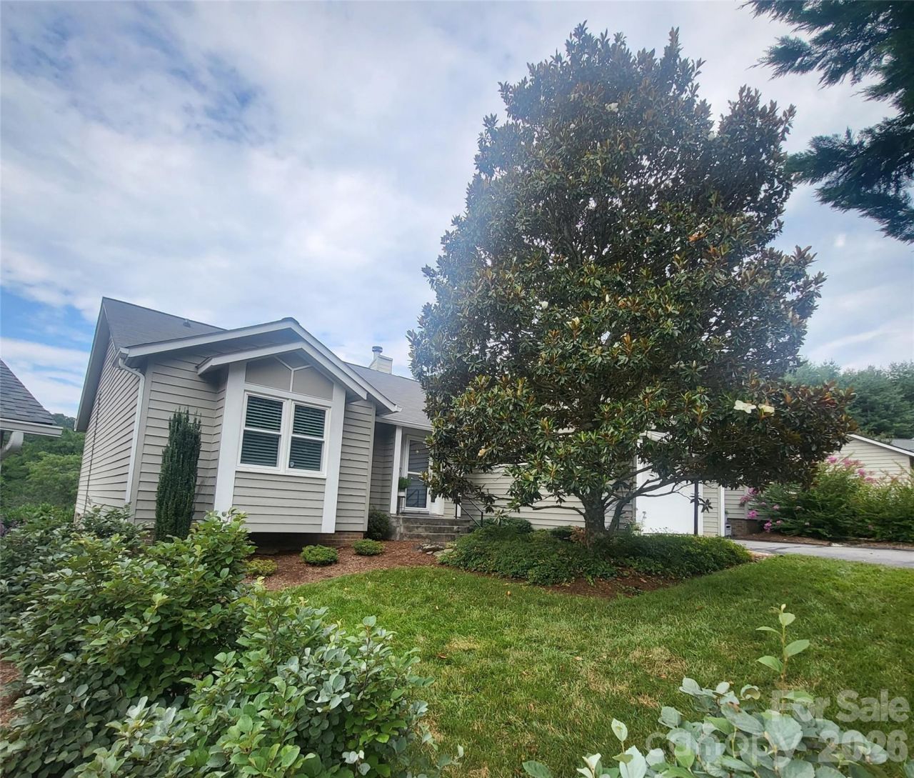 35 Cedarcliff Circle, Asheville, NC 28803 Main Photo