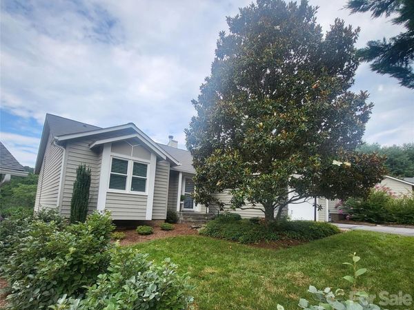 35 Cedarcliff Circle, Asheville, NC 28803