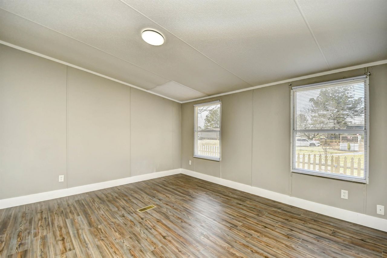 3833 Mayfield Dr.  Photo 14