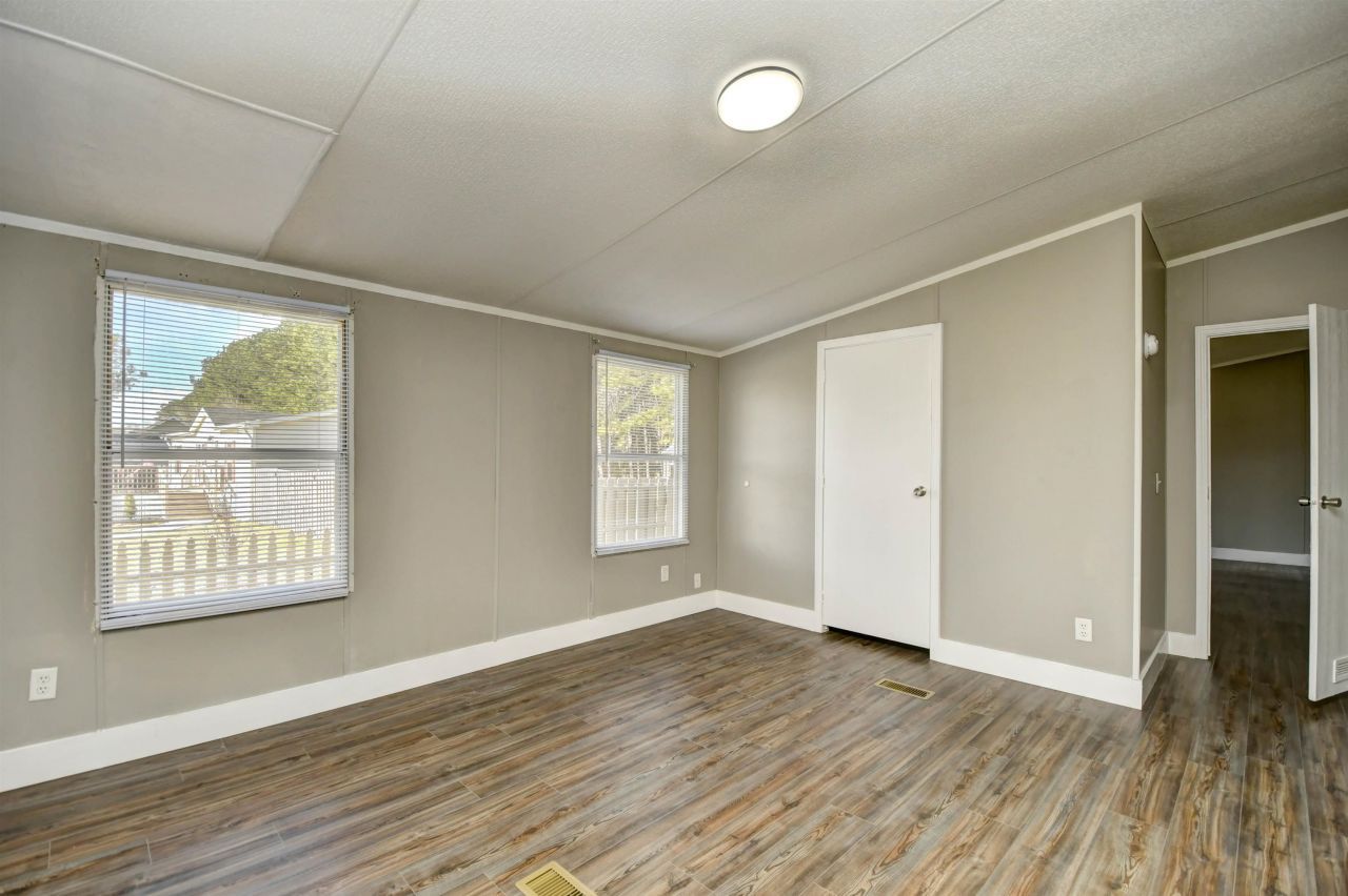 3833 Mayfield Dr.  Photo 15