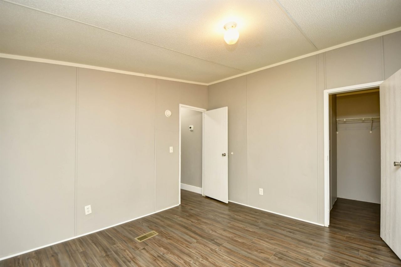 3833 Mayfield Dr.  Photo 22