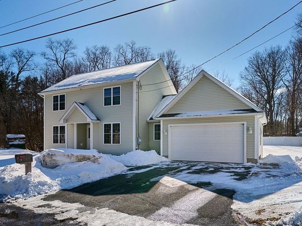 6 Wilton Rd, Easthampton, MA 01027