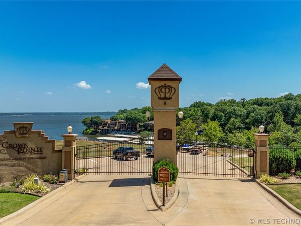 25 Grand Lake Drive, Unit 3C, Monkey Island, OK 74331