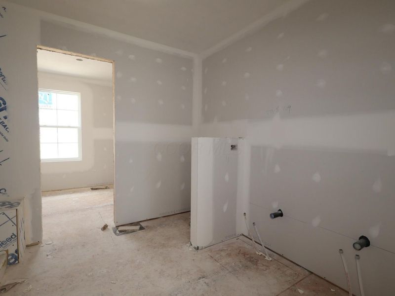 8169 Griffin Drive, Reynoldsburg, OH 43068 Photo 13