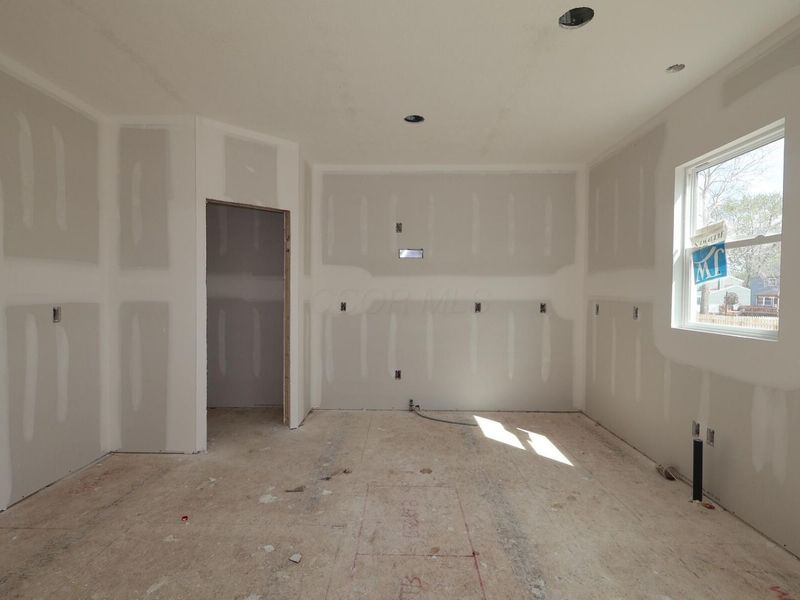 8169 Griffin Drive, Reynoldsburg, OH 43068 Photo 6