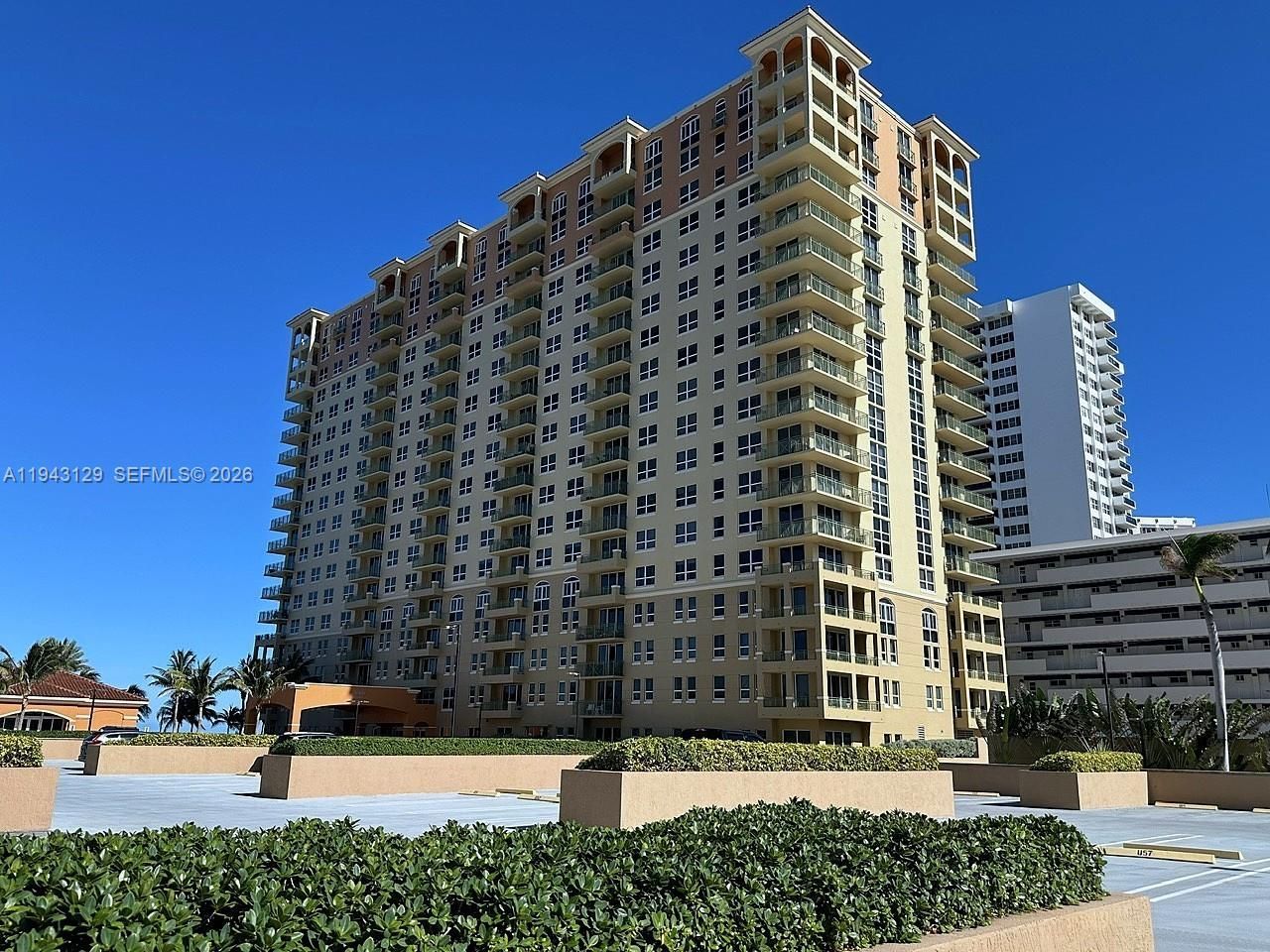 2080 S Ocean Dr, Unit LPH05, Hallandale Beach, FL 33009 Photo