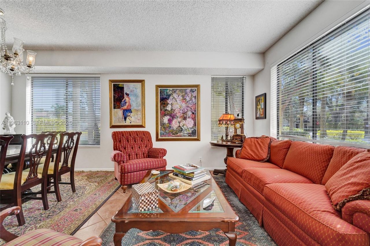 1025 NW 105th Way, Unit B-141, Plantation, FL 33322 Photo