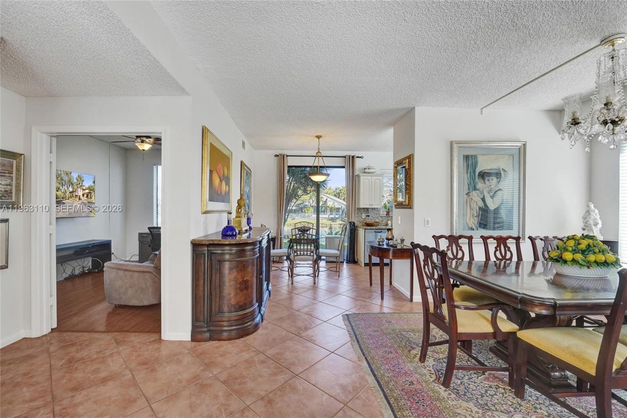 1025 NW 105th Way, Unit B-141, Plantation, FL 33322 Photo