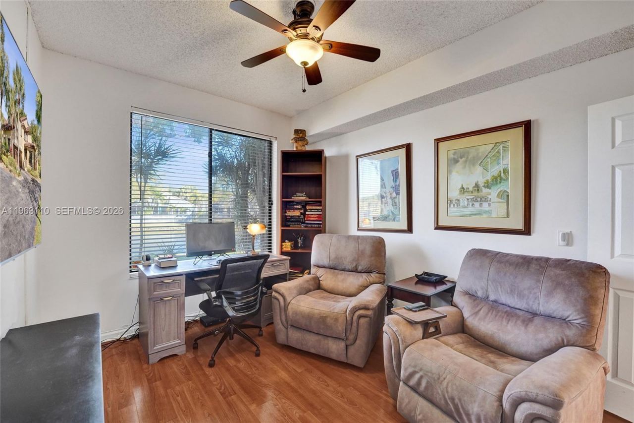 1025 NW 105th Way, Unit B-141, Plantation, FL 33322 Photo