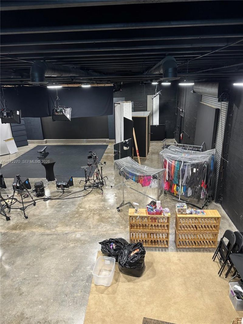 3075 SW 28th St , Miami, FL 33133 Photo