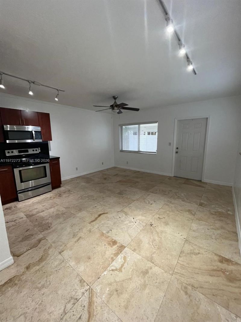 1856 NE 46th St, Unit F4, Fort Lauderdale, FL 33308 Photo