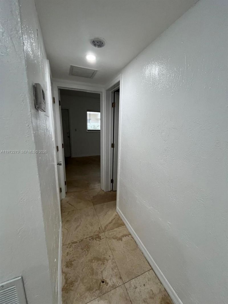 1856 NE 46th St, Unit F4, Fort Lauderdale, FL 33308 Photo