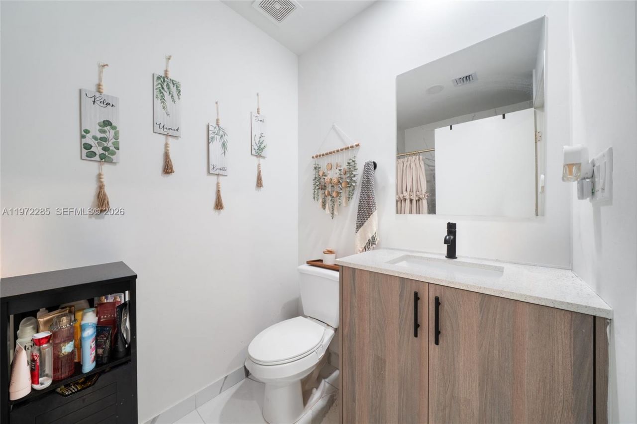209 NW 13th Pl, Florida City, FL 33034 Photo