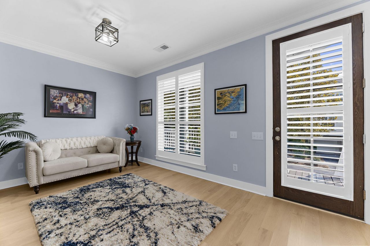 1604 Hopeman Lane Photo 10