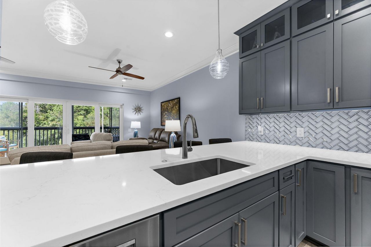 1604 Hopeman Lane Photo 14