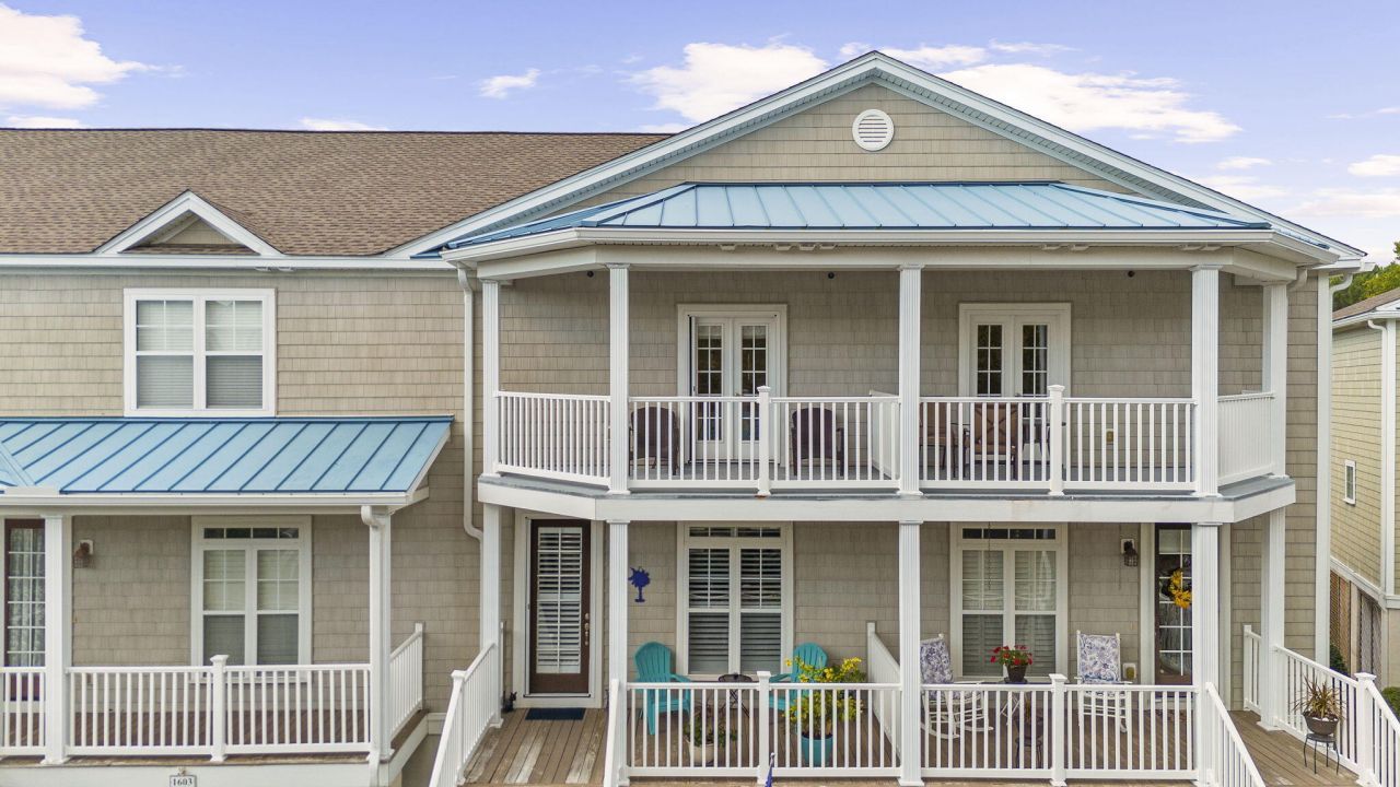 1604 Hopeman Lane Photo 2