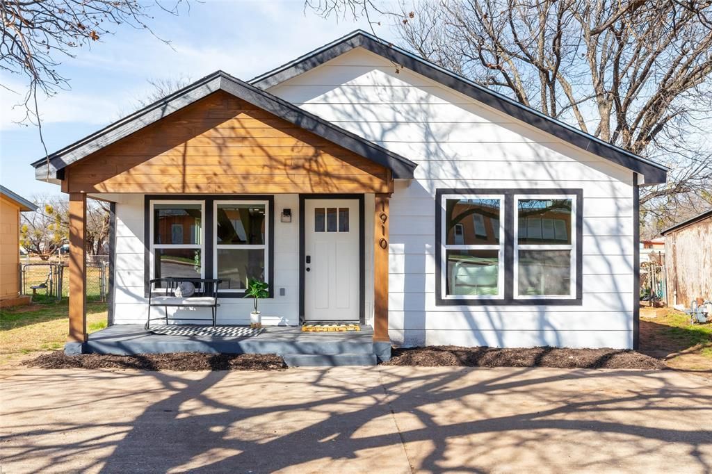 1910 Burger Street, Abilene, TX 79603 Main Photo