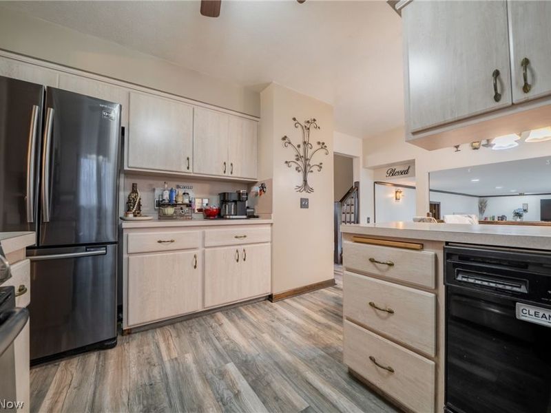 1205 Tulip Court, Brunswick, OH 44212 Photo 8