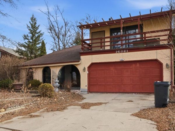 16861 Thackery Avenue , Oak Forest, IL 60452