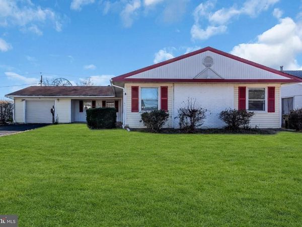 15 EFLAND LANE, WILLINGBORO, NJ 08046