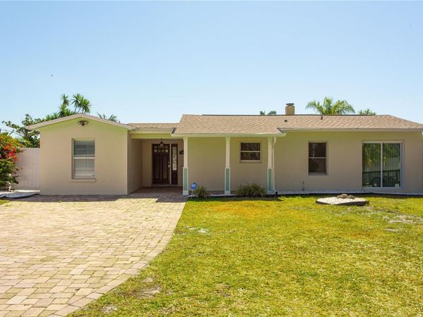 5541 BAYOU GRANDE BOULEVARD NE, ST PETERSBURG, FL 33703