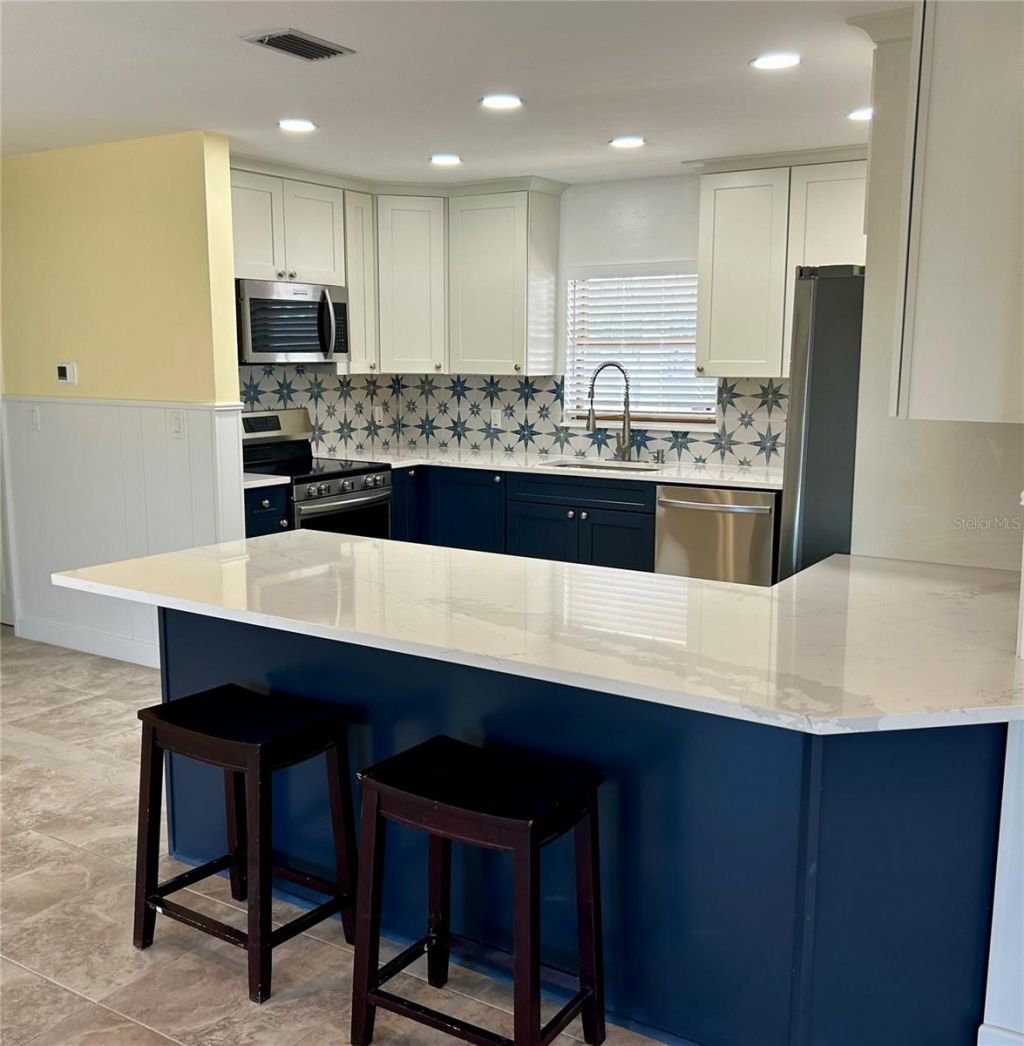 5541 Bayou Grande Boulevard Ne, Saint Petersburg, FL 33703 Photo